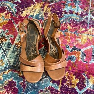 {jessica Simpson} brown wedges